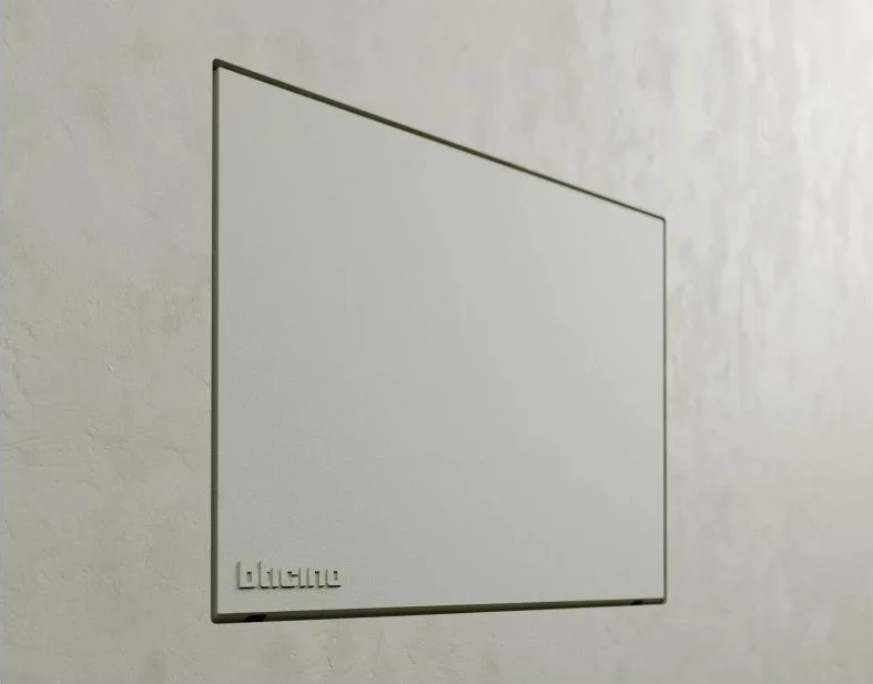 Montaj InWall: rama Living Now la nivel cu peretele